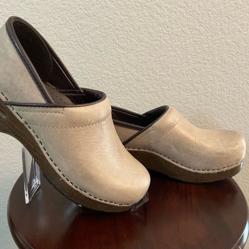 Dansko Clogs - Picture 2 of 5